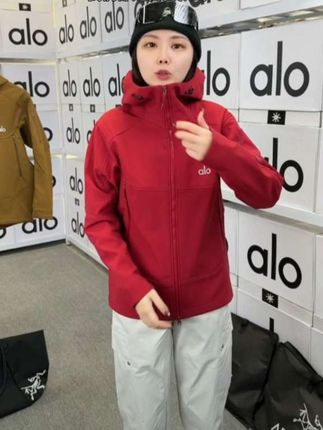 ALO 全天候系列软壳冲锋衣加绒男女款多巴胺外套加厚夹克#软壳冲锋衣男女同款外套#秋冬新款加绒夹克外套#冲锋衣外套男女同款