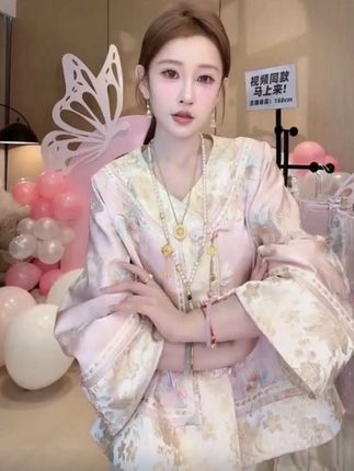 #婷婷日常穿搭 #强烈推荐#穿搭#古风#新中式