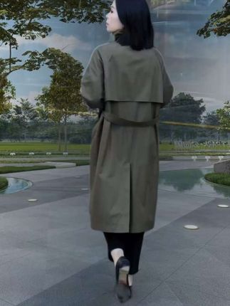 #时尚女装 #气质风衣 @抖音小助手