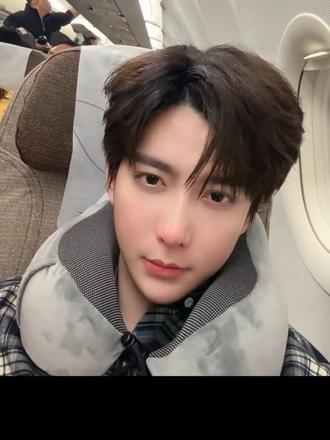 明天见~#粉彩风盛放现场彩排路透 #抖音商城春上新 #PGY银河系 #银河系A #银河系子敬@龙浩天男团·银河系A(团队招优)PGY