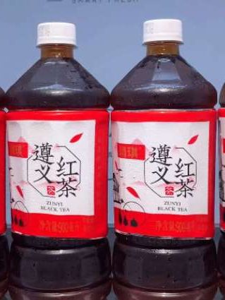 到手两大桶红茶才这价,不爱喝白水的宝子快冲!#红茶 #遵义红茶 #茶饮 #超便宜超划算