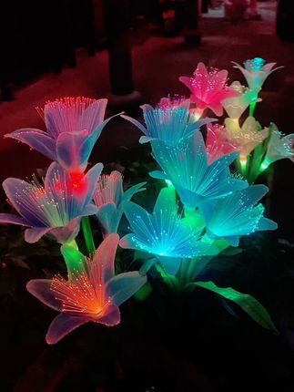 #太阳能七彩百合花灯