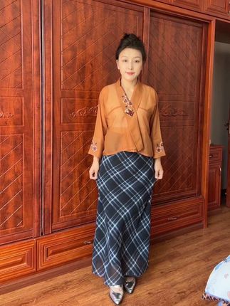 #半身裙中长款 #面料凉感丝滑