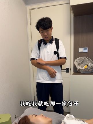 妈妈说啥就是啥,再远都得给她买#内容太过真实 #家有中学生 #搞笑 #母子日常