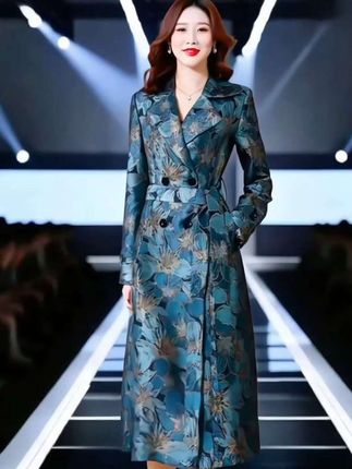 新中式提花高端风衣外套女中长款秋季新款高级新中式女款宽松风衣#这个秋天我一定要穿出个人样 #优雅气质 #大码女装 #风衣外套#新中式穿搭