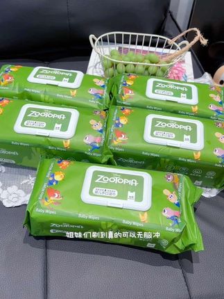快快快,赶紧薅这个湿巾的大羊毛,到手5大包才这价,超值!还是又大又厚实的那种#强烈推荐 #湿巾 #婴儿手口湿巾 #生活必备