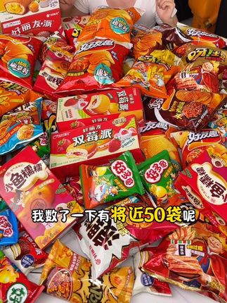 #好丽友 的超大礼盒这谁能拒绝啊!里面都是他家的经典零食,真的巨好吃!#好丽友#好吃不贵#我克真会买#零食礼盒