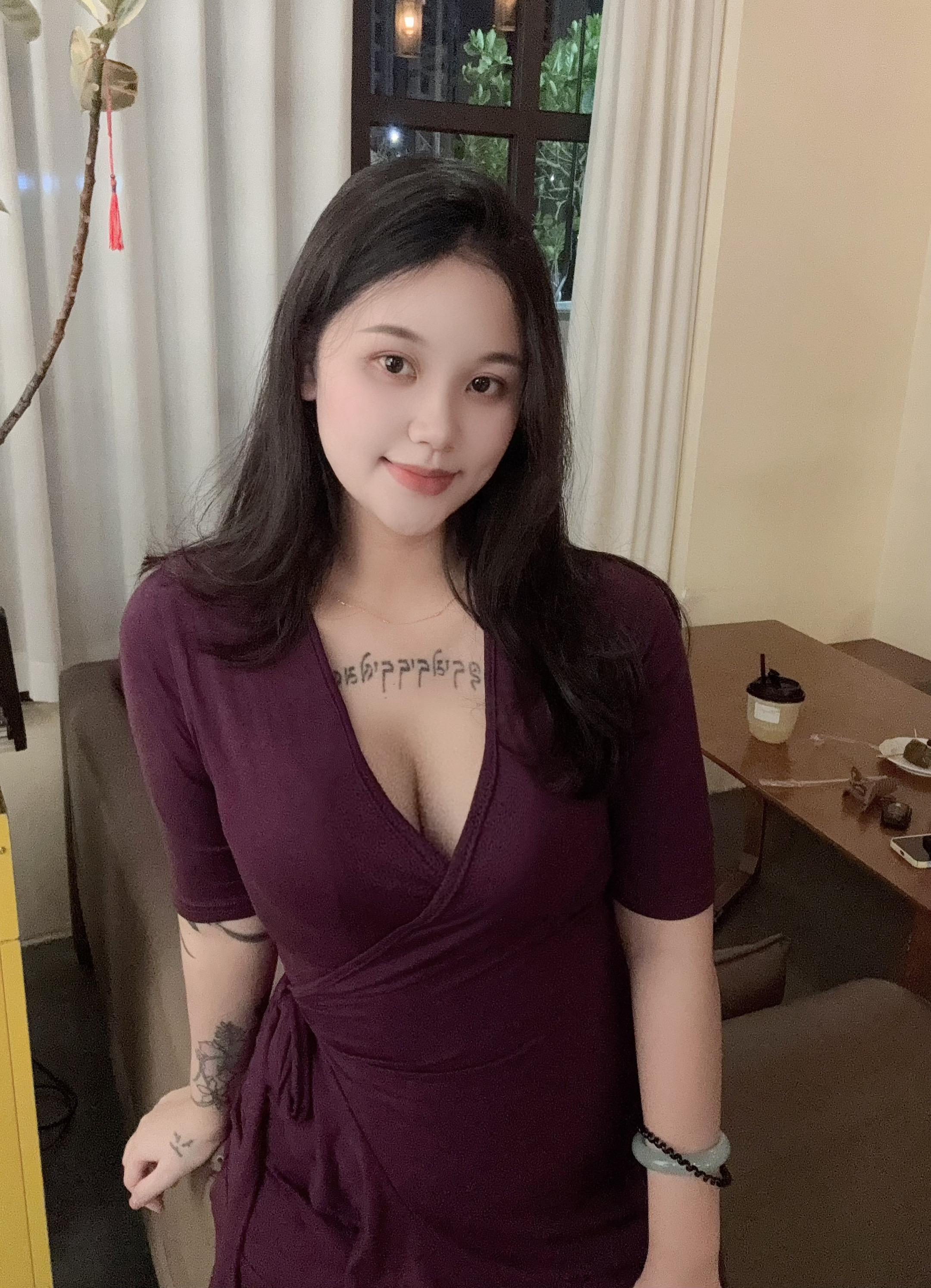 我也不敢偷望你~