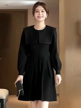 #高级感穿搭 #通勤搭配 #遮肉显瘦穿搭 #时尚连衣裙 #每日搭配分享