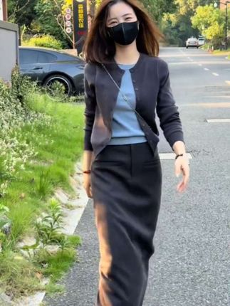 2025早秋新款拼色假两件修身显瘦毛针织衫长袖上衣女#假两件针织衫  #针织衫 #今天穿什么 #显瘦穿搭 #内搭外穿都好看