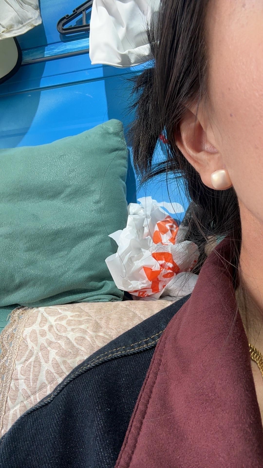好看喜欢😘 描述相符:很好看