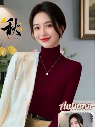早秋的温柔与热烈,都藏在这件安哥拉红打底 姐妹们!这款宽松洋气减龄长袖打底衫太绝啦~多色可选,酒红复古、藏青高级、黑色百搭、正红亮眼。修身版型超显身材,面料柔软亲肤,贴身不紧绷。春秋单穿,叠穿外套都超合适,轻松适配各种风格,不管是通勤还是出街,都能让你美美的,赶紧入手~#气质女神穿搭 #高级感穿搭#我要上热门 #职场女性#女神穿搭