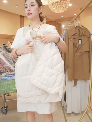 女士翻领棉服短款2025菱形格薄款夹棉秋冬外套棉衣#品质女装 #谁穿谁美 #反季特卖 #中老年穿搭 #无限回购的宝藏单品