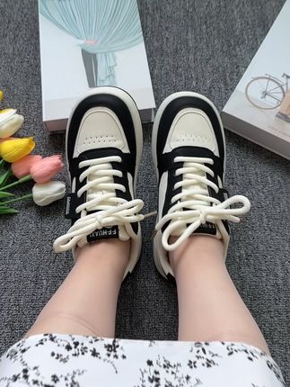 #休闲鞋 #好穿不累脚 #百搭鞋子 #厚底增高小白鞋