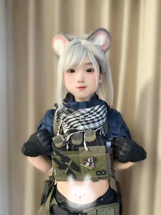 自立门户啦@哭哭电竞 下单有机会排到我当打手哦(菜鸡被骂,骂我就哭) #三角洲行动#麦晓雯#cos#骇爪#男大