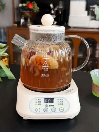 秋季可以多喝一些养生茶,功能齐全可炖可煮还可以保温,坚持喝一段时间整个人的状态都不一样了,真的比喝奶茶健康太多了!#养生壶 #烧水壶 #煮茶器 #小南瓜养生壶