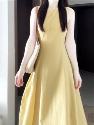 无袖背心吊带连衣裙子女夏季2025新款流行绝美海边度假风长裙#夏季穿搭 #高级感穿搭 #气质仙女裙穿搭 #度假穿搭 #极简穿搭