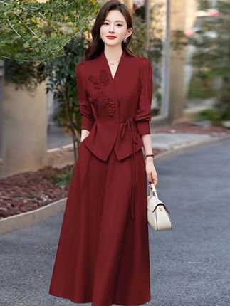 新中式通勤时尚套装酒宴2025新款显瘦红色收腰订婚春秋女装半身裙#收腰显瘦 #新中式套装 #气质穿搭