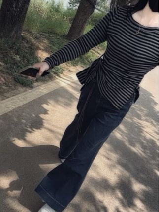 女人就应该任性,不喜欢了就扔,胖了咱就减,喜欢的 咱就买,没钱咱就赚,有讨厌的人直接拉黑,人生这么 短,哪有时间天天去悲伤#显瘦穿搭 #显瘦显高显腿长 #显瘦显高显气质 #女装推荐