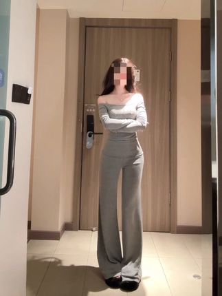 松弛感大美女穿搭~ #龙牙童服饰
