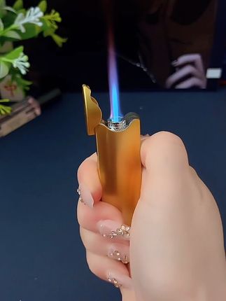 小巧定制金属防风打火机 多功能送男友老公礼物#好物推荐🔥 #打火机 #创意打火机 #送男朋友的礼物 #男士必备