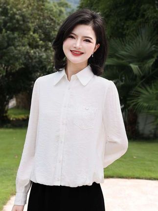 白色衬衫女设计感气质通勤上衣女秋季出游洋气衬衣 #阿楠穿搭 #通勤搭配 #品质女装 #优雅永不过时 #面料柔软舒适