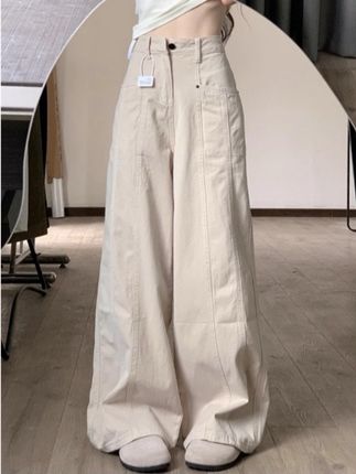 杏色工装牛仔裤:/ 女夏季慵懒松弛感高腰直筒显瘦弯刀镰刀阔腿长裤子#夏季穿搭 #休闲穿搭 #牛仔裤 #显高显瘦 #工装裤穿搭