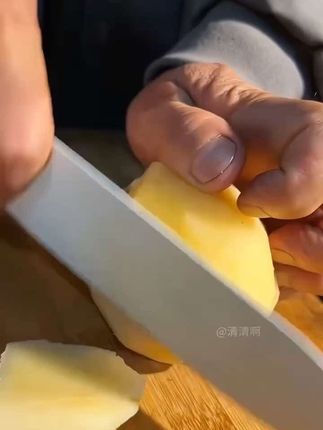 这种老品种的酸木瓜,也可以给大家发出了,都是新鲜采摘,水份充足,酸味浓郁,怎么做都好吃!#酸木瓜@DOU+小助手 @DOU+好生意 @DOU+上热门