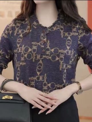 #修身显瘦 #气质女装 #洋气减龄 #休闲穿搭 #百搭上衣
