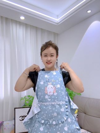 围裙也要选好看漂亮的,平时一日三餐做饭离不了,平时做饭围着就不怕喷上油了#围裙#好看又便宜#好物推荐 #质量杠杠的好