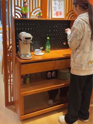 全实木餐边柜,无甲醛无异味、可移动且储物强,喜欢的宝子们来咱们直播间看看吧~ #全实木餐边柜 #多功能 #打开美好生活 #酒柜 #全实木