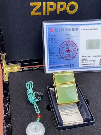 天然和田玉打火机,温润细腻,每一块玉都是独一无二#打火机#zippo#和田玉