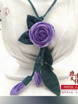 非金属布艺吊坠 玫瑰花饰品纯棉传统手工染项链腰链古风时尚配饰#国风古韵 #挂饰挂件 #无限回购的宝藏单品 #手工 #今日分享