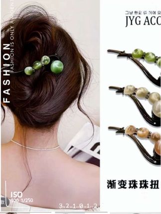 大热天谁还披头散发呀,头发盘起来,不捂脖子太清爽啦#夏日清凉发型 #头饰发饰 #扎发教程 #发型