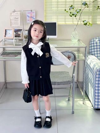 女童秋款套装裙 女童秋装学院风套装裙2025新款韩版儿童公主风女宝宝JK三件套网红 #早秋新款 #女童学院风jk套装 #萌娃穿搭 #生女儿就要这样穿 #高品质童装