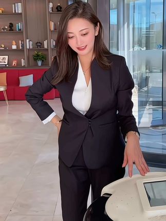这个小可爱坏啦##工作日常 #智能机器人