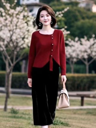 温柔套装裙2025春秋新款气质女神范毛衣搭配丝绒半身裙甜美两件套#优雅气质 #谁穿谁漂亮 #高级感穿搭 #减龄气质