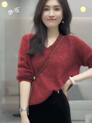 #穿搭不重样 春秋新款黑色金丝绒直筒裙后开叉垂感半身裙高腰显瘦遮肉气质优雅