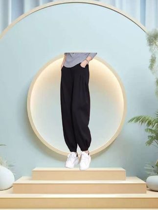 #九分哈伦裤 #休闲裤 #束脚裤 #年轻减龄穿搭 #今年的流行穿搭