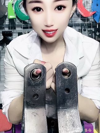 两弯一直秸秆还田粉碎刀片,两种材质,型号齐全,耐磨耐用,源头工厂。 #秸秆还田 #农机合作社 #三农 #源头实力厂家 #上热搜 @我要上热门 @DOU+上热门