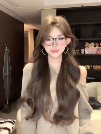 气质女神假发精修精剪高层次大波浪自然逼真长卷发 kuku定制【免发网的仿递针·uu酱】冷棕色大波浪自然蕾丝全头套假发#假发 #卷发 #女神必备 #假发补发 #气质女神 @DOU+上热门 @DOU+好生意