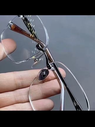 东海水晶石头老花眼镜时尚高档抗疲劳无边框耐刮耐磨无框石头眼镜#洋气减龄 #时尚穿搭 #美出高级感 #男士必备 #高档大气上档次