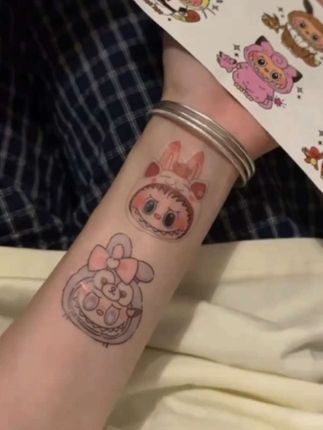 又到了露手臂的季节了,和好朋友一起贴起来。。。