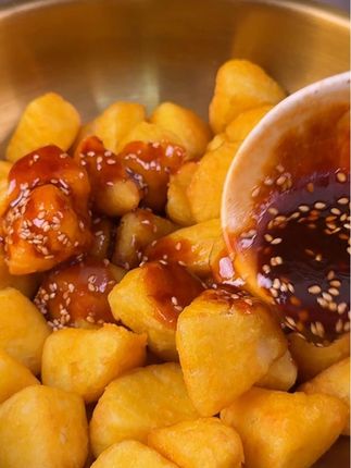 #火遍大街小巷 的#特色小吃,美食街的扛把子 #锅巴土豆 ,要怎么才能做到?#金黄酥脆 #美食分享