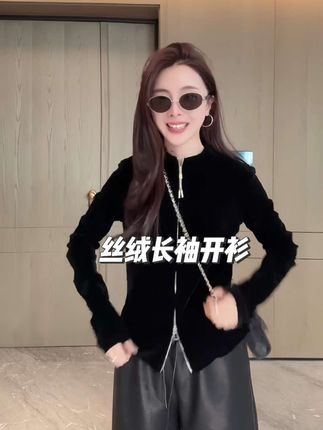 #显瘦遮肉 #百搭上衣 #谁穿谁好看 #早秋穿搭 #三分钟出门不是梦