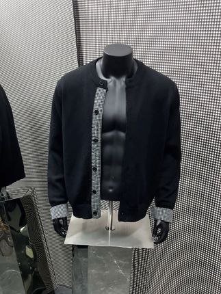 早秋的氛围感是假两件针织开衫给的 #品质男装 #男生穿搭 #针织衫 #早秋穿搭 #针织毛衣
