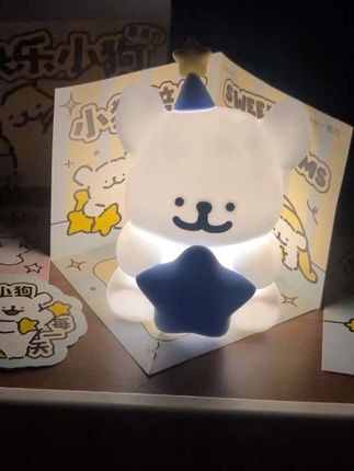 天啊!买到了一个好可爱好萌的夜灯😍#礼物 好喜欢拆开的那一瞬间, 轻轻拍一下立刻开启三种模式#生日礼物 #惊喜 #小夜灯 #必备
