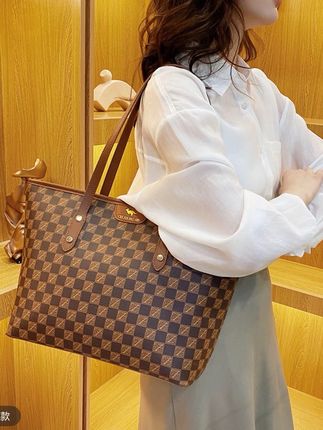 #包包分享 #通勤必备 #女生包包 #时尚新品