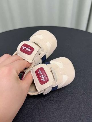 0到1岁宝宝学步鞋,软底防滑后脚跟防掉,宝宝机能学步鞋#软底软面穿上超舒服 #学步鞋 #宝宝鞋