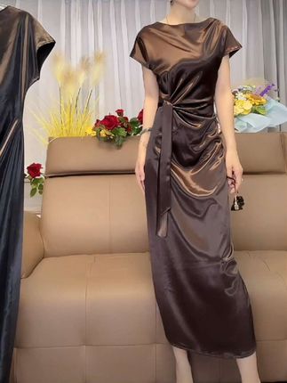 #高级感穿搭 #气质连衣裙 #显瘦连衣裙 #高贵优雅 #连衣裙